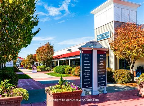 Wrentham Village Boston Outlets Discount Shopping Mall 2022