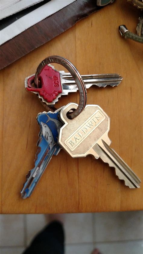 Found Keys If You Know Anybody Whos Missing House Keys Please Let Me