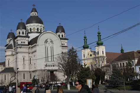 1mai bacau 2021 slow motion samsung. Catedrala Ortodoxa din Targu Mures, cu hramul Inaltarea ...