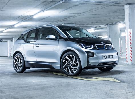 However, the bmw i3 offers less electric range at a higher price, making other electric hatchbacks a better value. BMW i3 Review (2021) | Parkers