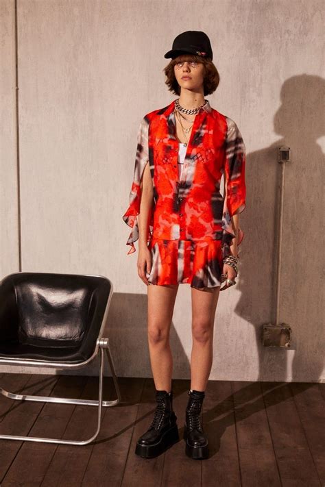 Dsquared2 Resort 2022 Fashion Show In 2021 Fashion Fashion Show