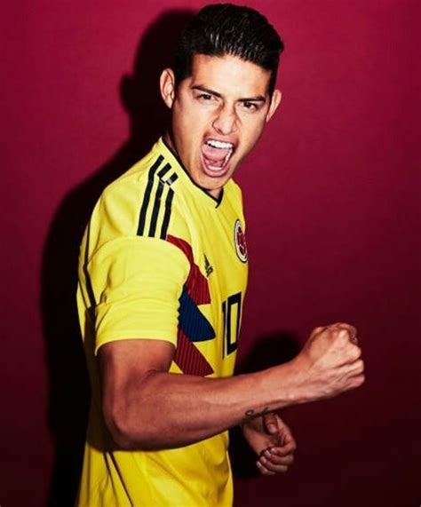 Juni, spielt wales gegen schweiz im ersten em spiel des tages in der em gruppe a. Pin by GRACE 🥥 on JAMES RODRIGUEZ | James rodriguez ...