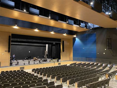 Fountain Inn High School offers preview of new $84M facility