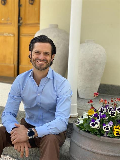 Prins carl philip och prinsessan sofia blev i mars föräldrar till lille prins julian. Zweedse koningshuis deelt foto van jarige Carl Philip ...