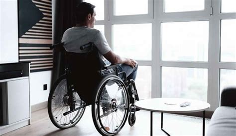 Paraplegic Paraplegia Types Causes Symptoms Paraplegia Treatment