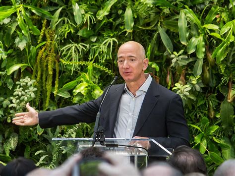 Jeff Bezos Conheça A História De Sucesso Do Fundador Da Amazon