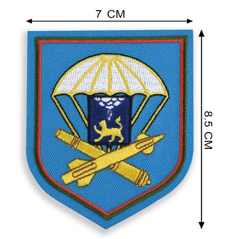 Знак орел вдв (с парашютом и стрелами) никелир., на пимсе. Купить Нарукавный знак ВДВ 4 зенитный ракетный полк 76 ДШД ...