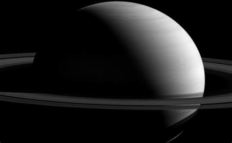 New Cassini View Of Saturn And Tethys