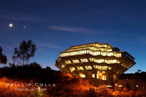 Ucsd Library At Sunset University Of California San Diego La Jolla