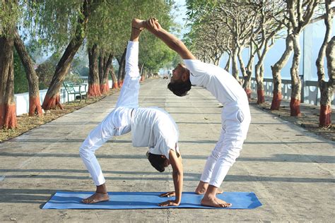 Hour Yoga Teacher Training In Rishikesh India Hour Yoga