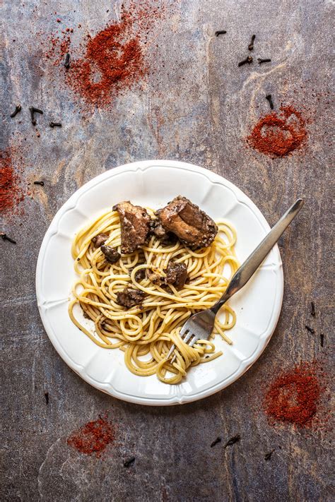 Ecco come prepararlo la zuppa di soffritto è un piatto tipico partenopeo, solitamente consumato durante il periodo invernale. Soffritto di maiale alla calabrese - Peperoni e Patate