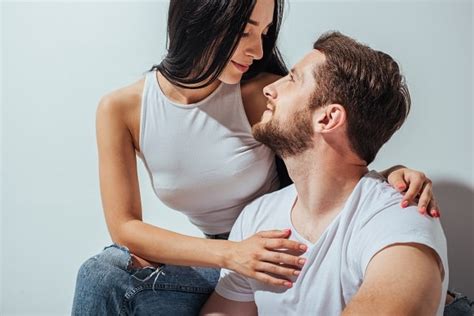 5 Powerful Intimacy Building Exercises For Couples
