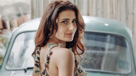 happy birthday fatima sana shaikh a look at upcoming projects of the dangal girl