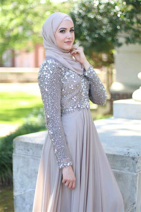ide terbaru fashion hijab 2022 konsep terbaru