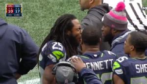 Julio jones is one of the most prolific wide receivers in nfl history, but the atlanta falcons star player somehow didn't catch a touchdown pass all season long. WATCH: Richard Sherman goes off on sidelines after Julio ...