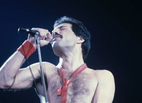 Queen To Debut Unreleased Freddie Mercury Song “face It Alone” In