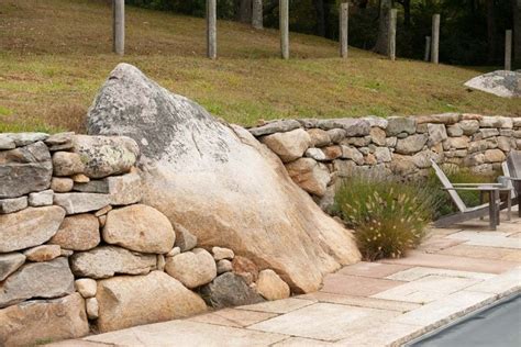 Fieldstone Retaining Wall Island Stone And Granite Inc Marthas