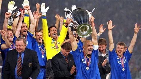 Die sieger aller jahre sind auf dem originalpokal eingraviert, welcher seit 2009 ständig im besitz der uefa bleibt. Champions-League-Sieger - die größten Abräumer | europapokal.de