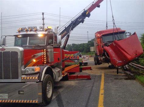 Photo Gallery Of Our Maryland Heavy Duty Towing Mortons Towing