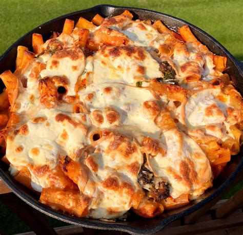 Make baked rigatoni by first cooking up a combination of ground beef and mild italian sausage. BAKED RIGATONI WITH ITALIAN SAUSAGE | Let's Cook Some Food