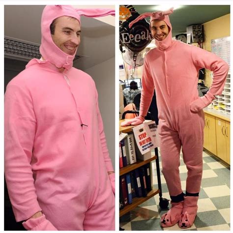 69206cm Nhl Player Zdeno Chara Dressing Up As The Easter Bunny Rtall