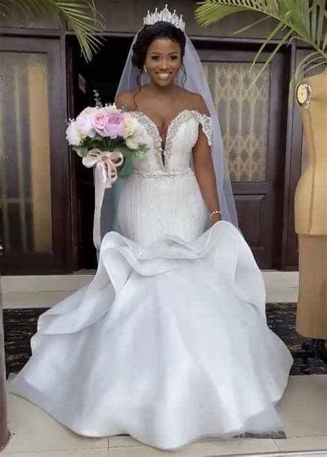 Luxury African Mermaid Wedding Dresses 2021 Vestido De Noiva Off The Shoulder Lace Wedding Gowns