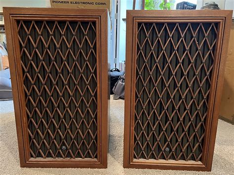 Pair Of Vintage Pioneer Cs 88a Lattice Front Speakers Reverb