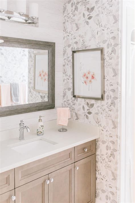 20 Modern Bathroom Wallpaper Ideas Hmdcrtn