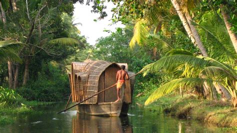 Beautiful Kerala With Houseboat Stay Vibrant Holidays