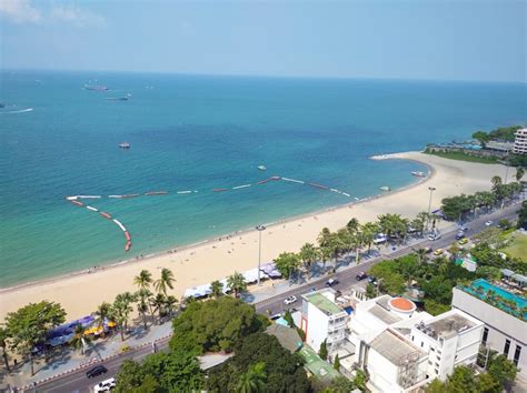 Pattaya Beach Without Chinese Tourists Hello From The Five Star Vagabond