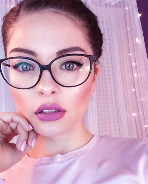 Stephbusta On Instagram Glasses Makeup Glasses Fashion Fashion Eye