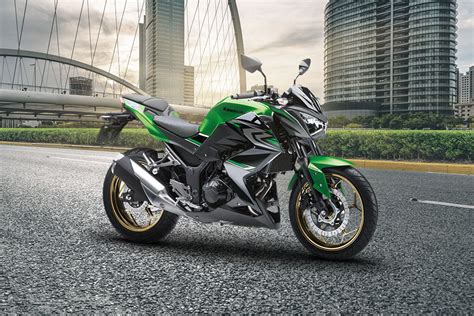 Kawasaki Z250 Price Mileage Images Colours And Reviews