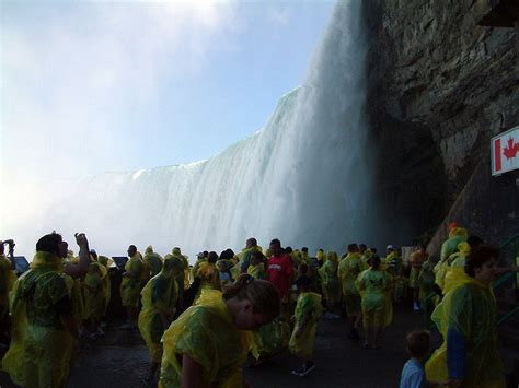 By elevator, where a short tunnel (150 ft.) gives access to two outdoor observation decks and two portals located directly behind the falls. Let's Travel: NIAGARA FALLS - CANADA