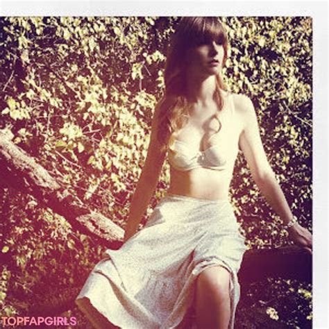 Stevie Wynne Levine Nude OnlyFans Leaked Photo TopFapGirls