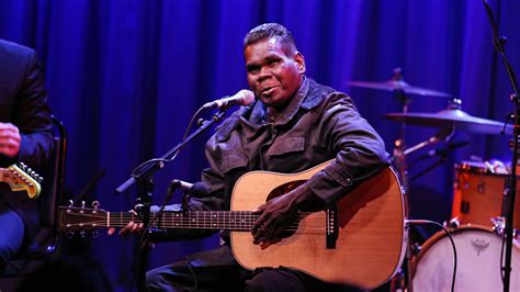 Review: Gurrumul, an Aboriginal Singer, Makes U.S. Debut - The New York ...
