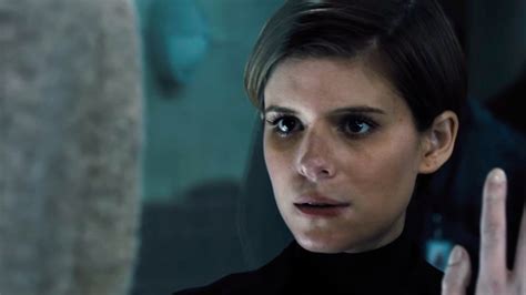 Morgan Review Kate Mara Stars In A Chilly Girl Humanoid Thriller