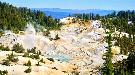 Escape The Crowds A Guide To Lassen Volcanic National Park