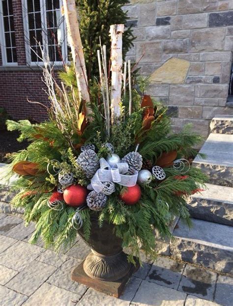 Pin By Annie Christie On All Things Christmas Christmas Arrangements