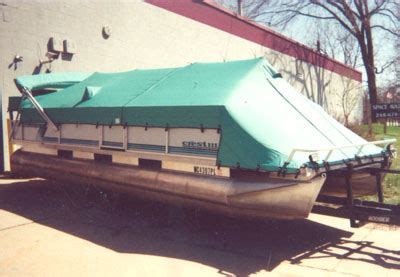 Where does a boat pole go under a mooring cover? Bevs Canvas Covers