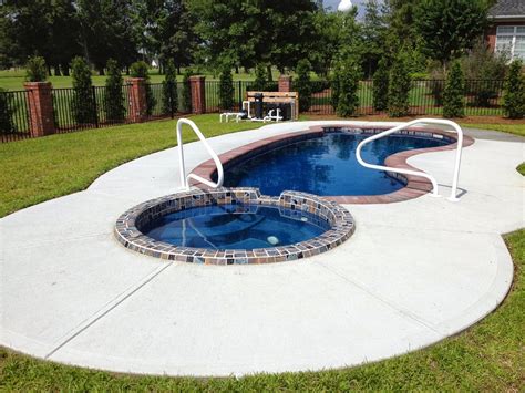 Fiberglass Pool Spa Combination With Paver Coping Stone And Mosaic