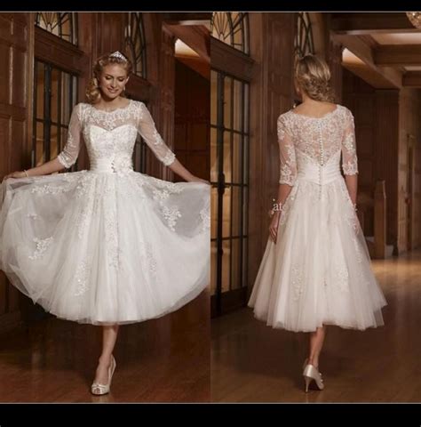 A Line White 2016 Short Wedding Dresses Scoop Lace Appliques Half