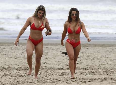 Miss Bumbum En Brasil El Sexy Topless De Las Modelos En La Playa