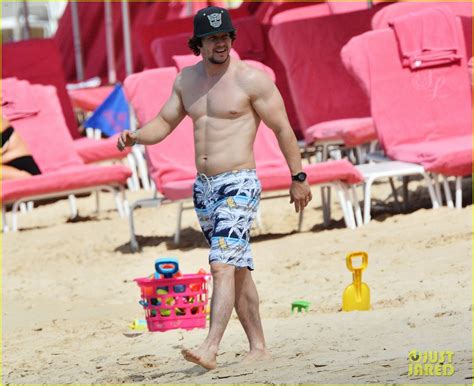 Photo Mark Wahlberg Shows Off Ripped Shirtless Body In Barbados Photo Just Jared