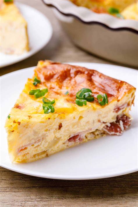 Low carb quiche lorraine (contains dairy). Easy 7-Ingredient Crustless Keto Quiche Lorraine - Keto Pots