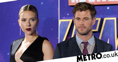Scarlett Johansson And Chris Hemsworth Buddy Up At Avengers Endgame