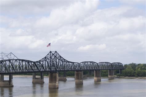 One Of Many Bridges Over The Mississippi River 6000x4000 Oc R