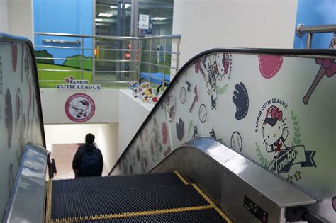 【蝦皮團購】【大魯閣代幣】大魯閣棒壘球打擊場 ( 全台12據點 保證真幣 無期限 永久有效 ). 大魯閣棒壘球打擊場－三麗鷗主題運動體驗館～萌翻了! - 甘單慢漫遊