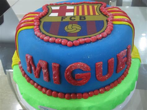7:04 cupcake savvy's kitchen 178. Sarai Dupuy by Dupuy Patisserie: Torta Barcelona F.C.