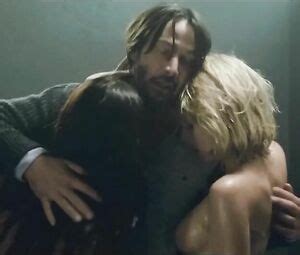 Keanu Reeves Together With Ana De Armas And Lorenza Izzo In Nude Scene From Knock Knock Video