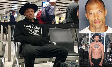 Jeremy Meeks Is Deported From The Uk Daily Mail Online